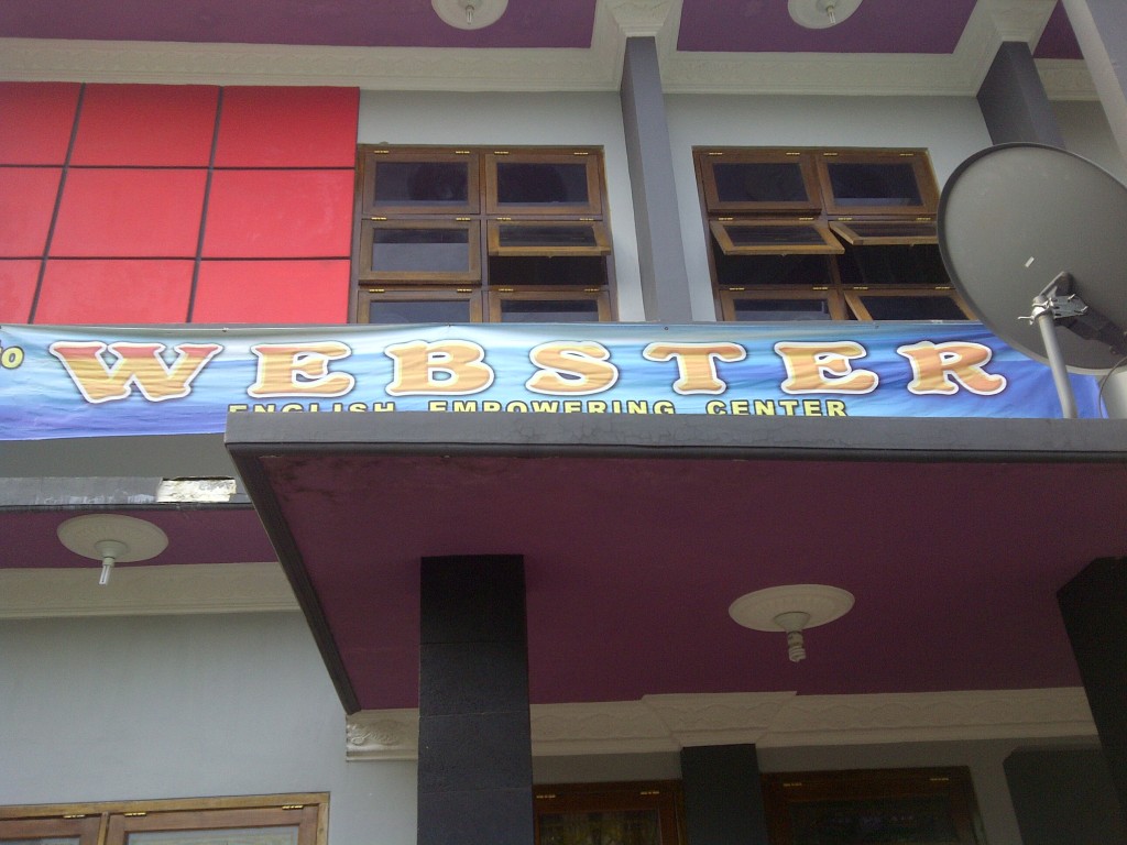 Tampak Luar Office Webster